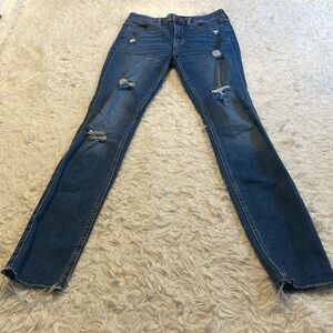 Hollister Ultra High Rise Skinny Jeans 1R